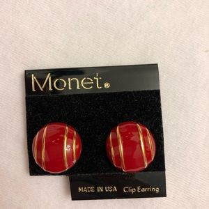 Monet clip on earrings